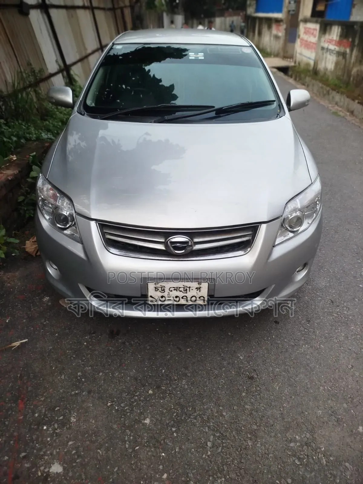 Toyota Corolla Fielder 2011 Silver