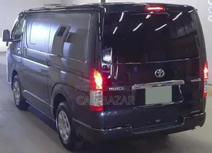 Toyota HiAce 2020 Black