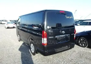Toyota HiAce 2020 Black