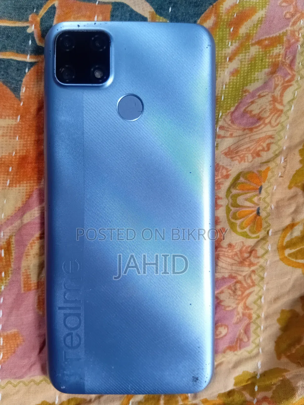 Realme 4 GB Silver