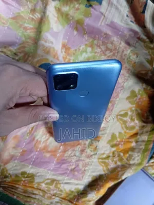 Realme 4 GB Silver