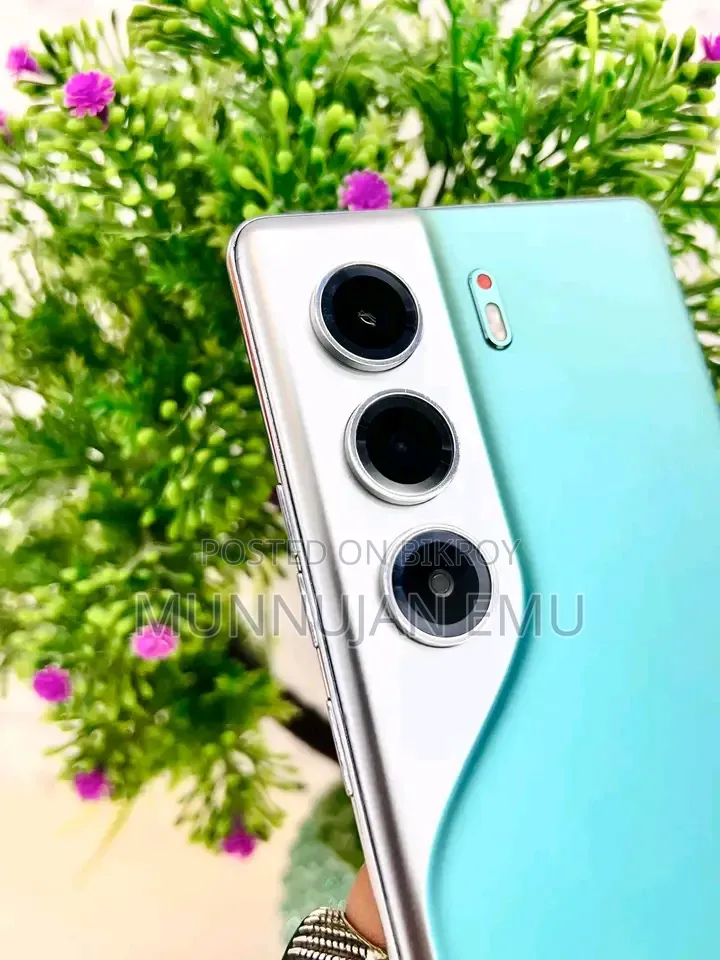 Tecno Camon 40 Pro 4G 256 GB Blue