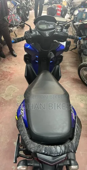 Yamaha 2024 Blue
