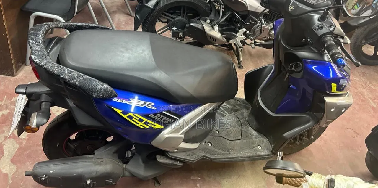 Yamaha 2024 Blue