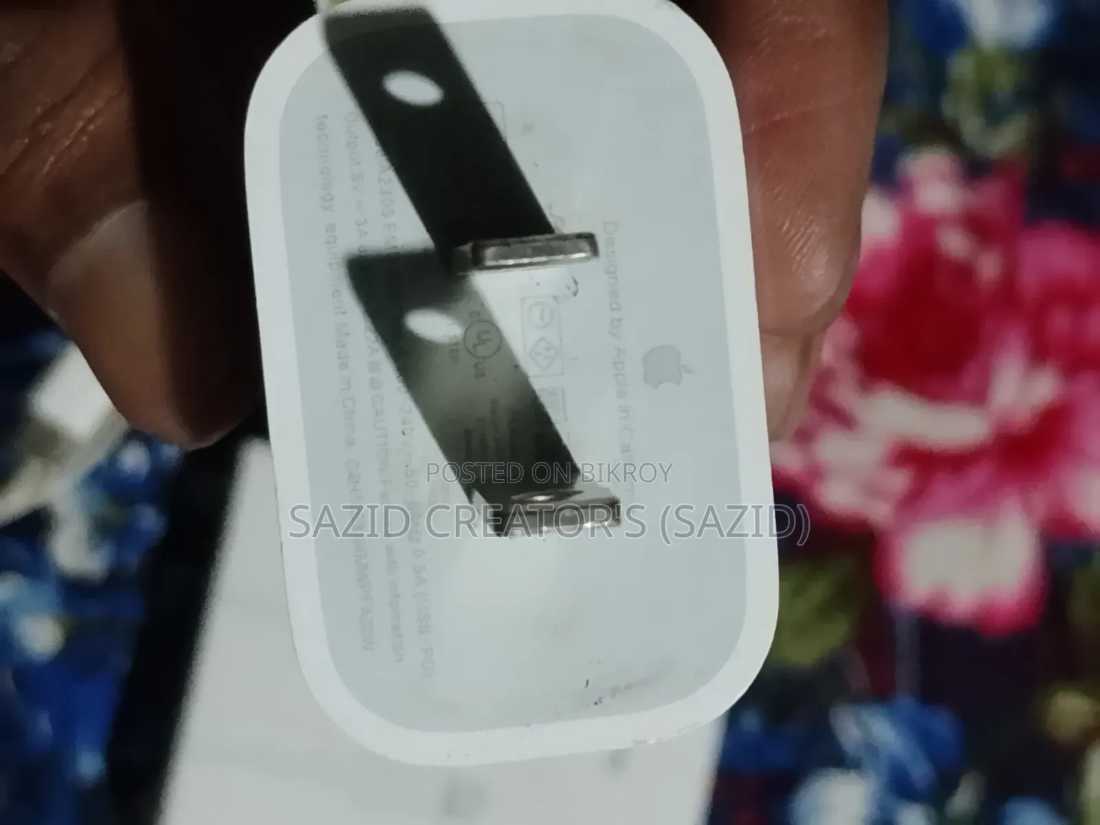 Apple 20W USB-C Power Adapter + Apple USB-C to Lightning Cable (1m)
