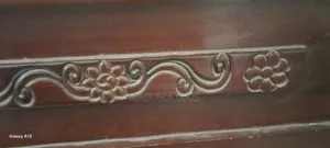 6/7 feet bed for sale with mattress and cushion