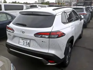 Toyota Corolla Cross 2024 Pearl