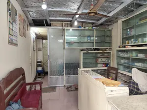Two-room shop for rent