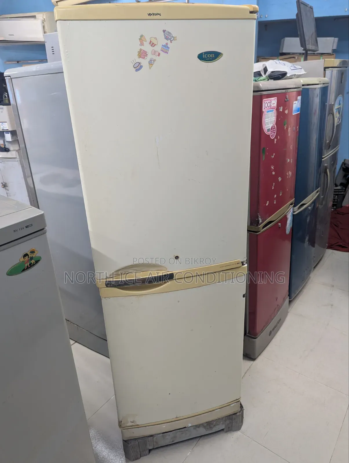 Icon Milk Colour Frost Freeze 231 Ltr.