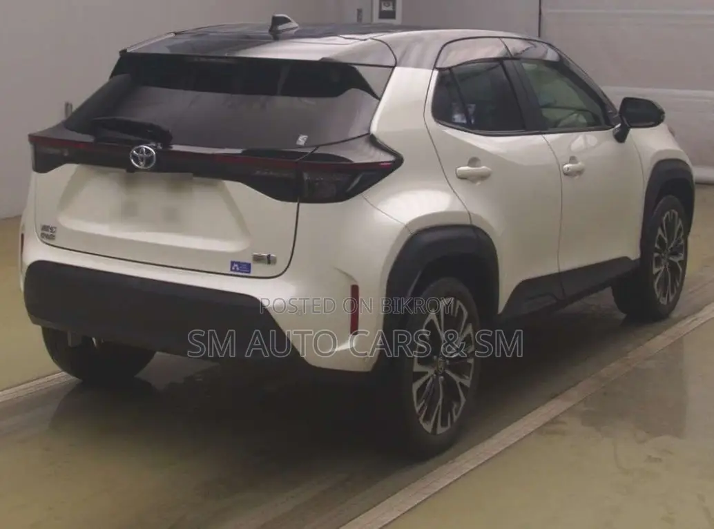 Toyota Yaris Cross 1.5 Hybrid FWD 2021 Pearl