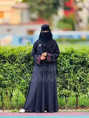 কটি লেস বোরকা