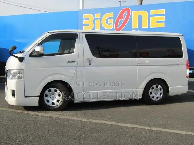 Toyota Grand HiAce 2002 Pearl