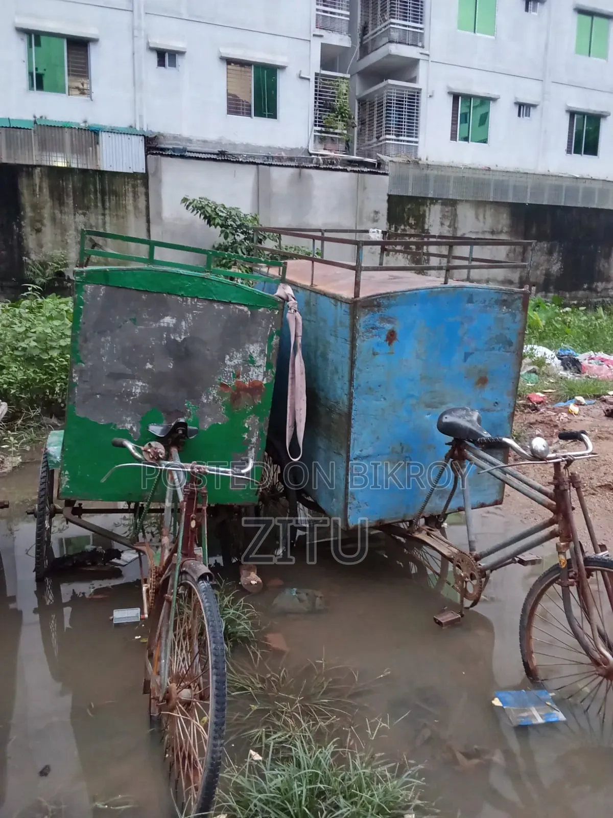 ডেলিভারি ভ্যান