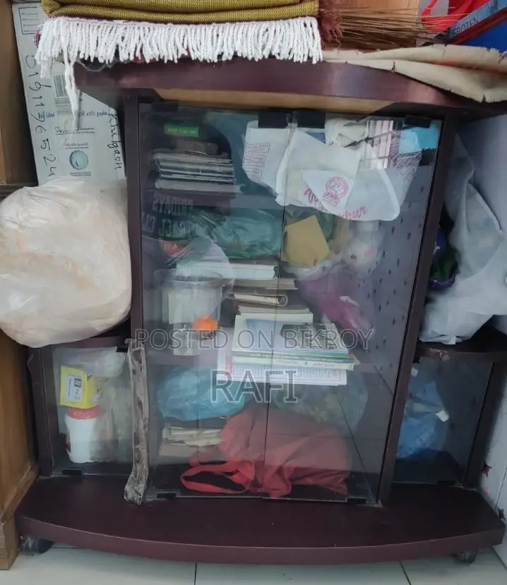 TV Trolly With Wheel