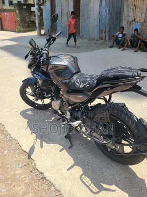 New Hero Xtreme 125R 2026 Black