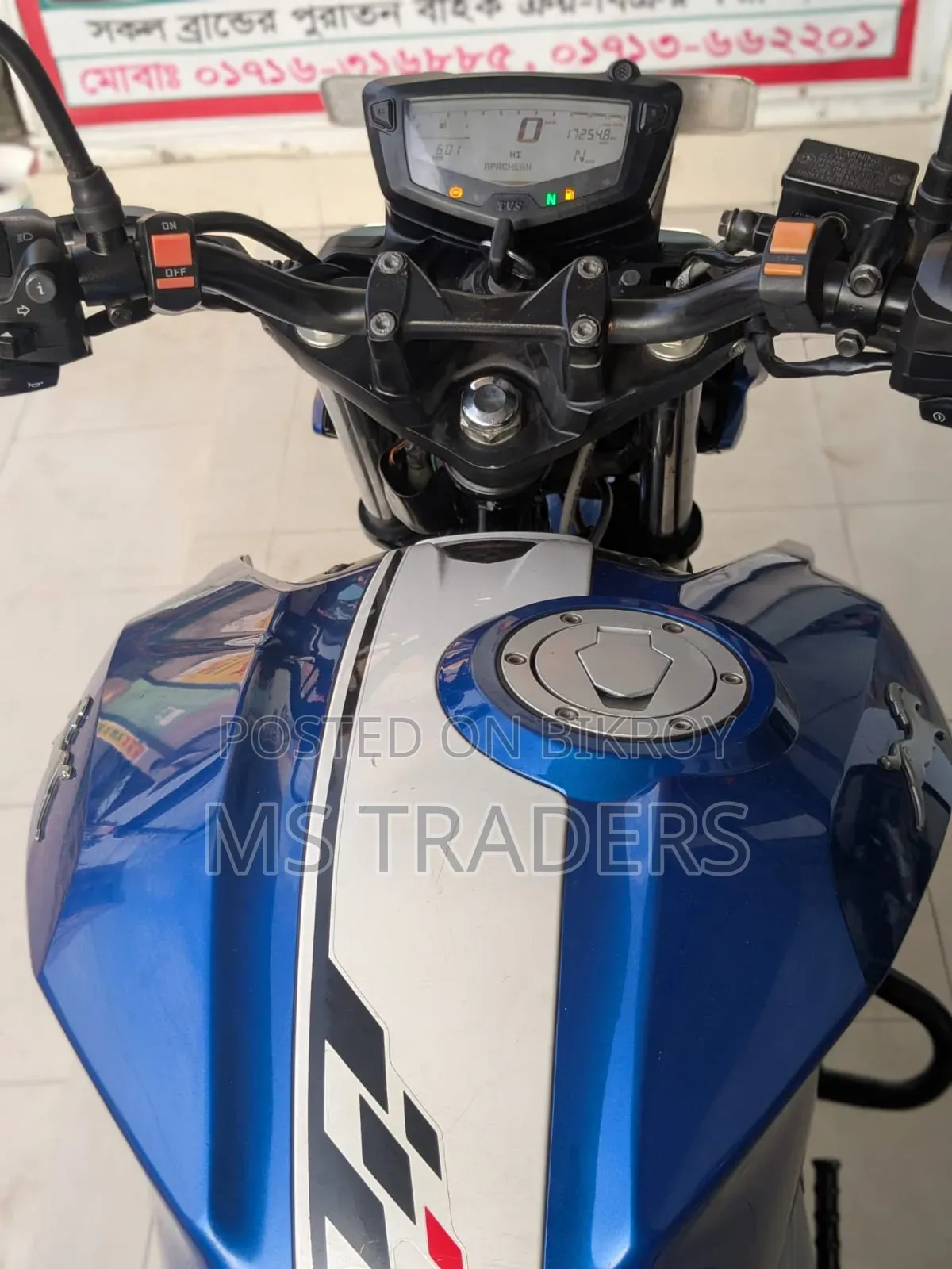 TVS Apache RTR 160 4V 2022 Blue