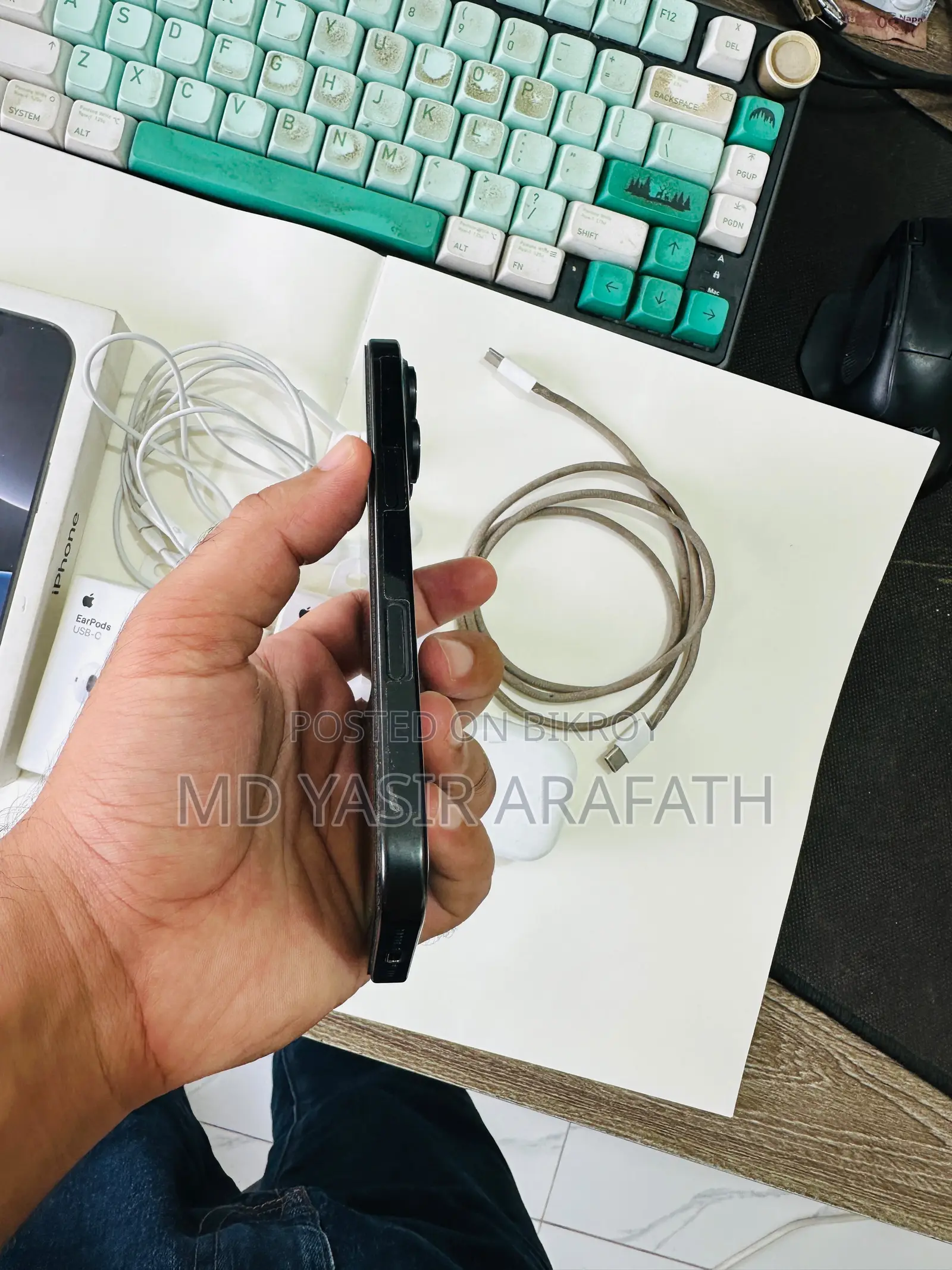 Apple iPhone 16 Pro 128 GB Black