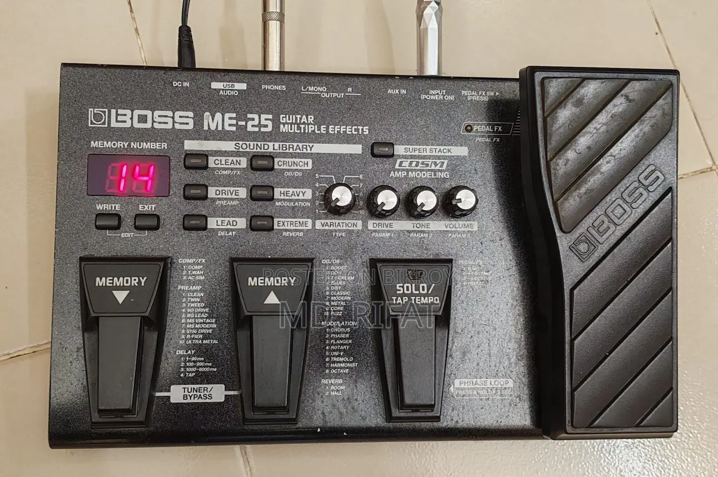 BOSS ME25 গিটার প্রসেসর