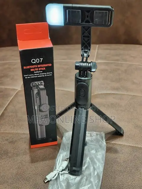 Led Light Wirless Bluetooth Selfie Stick