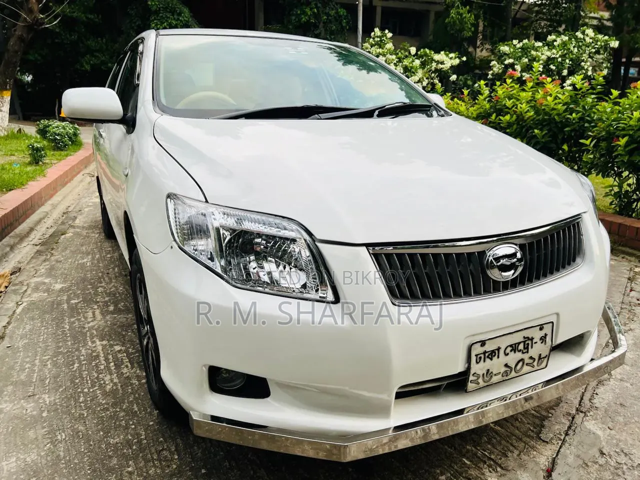 Toyota Axio 2011 White