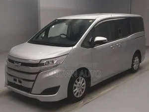 Toyota Noah 1.8 Front-Wheel Drive Hybrid (7-Seater) 2021 Silver