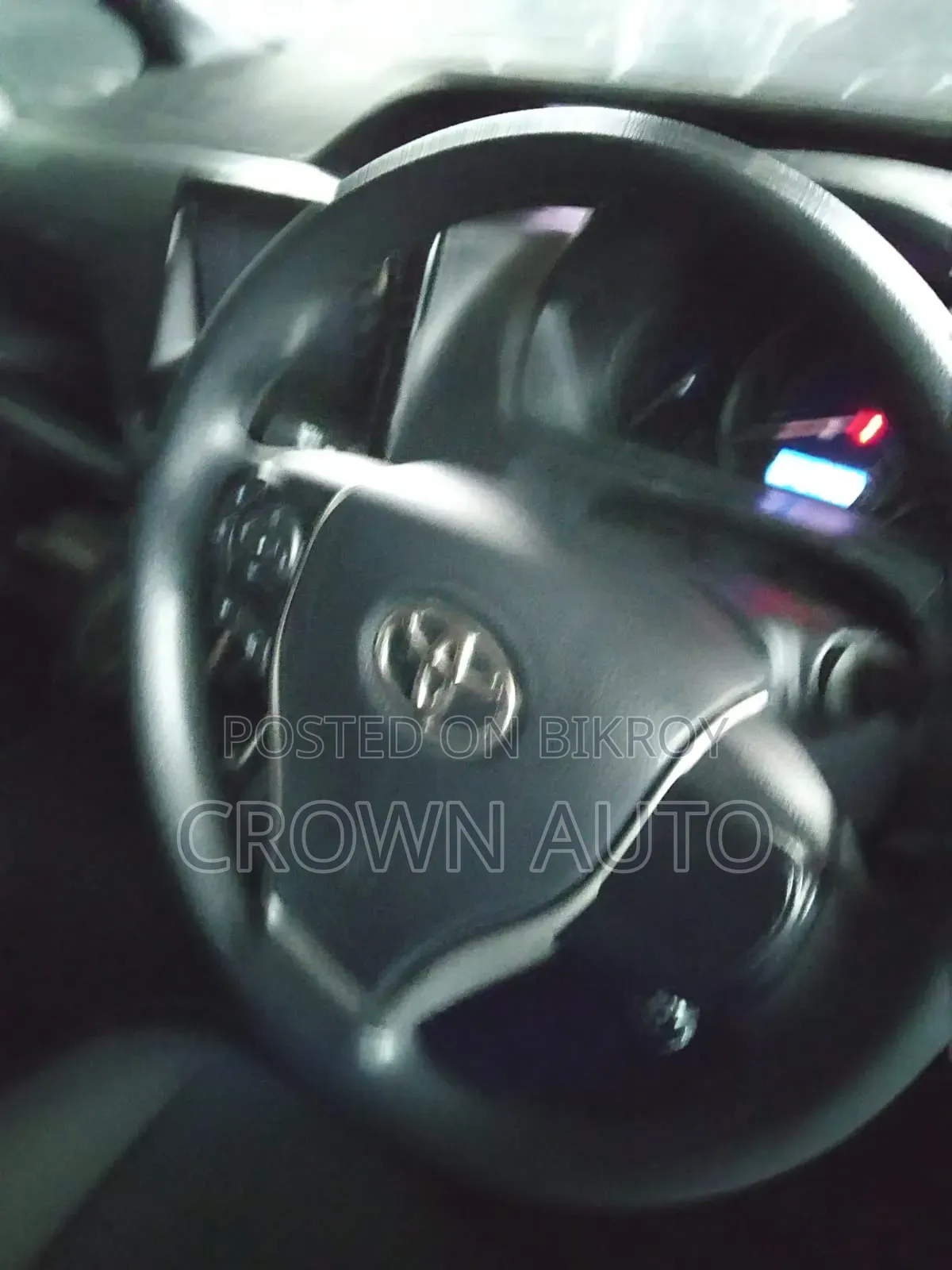 Toyota Noah 1.8 Front-Wheel Drive Hybrid (7-Seater) 2021 Silver