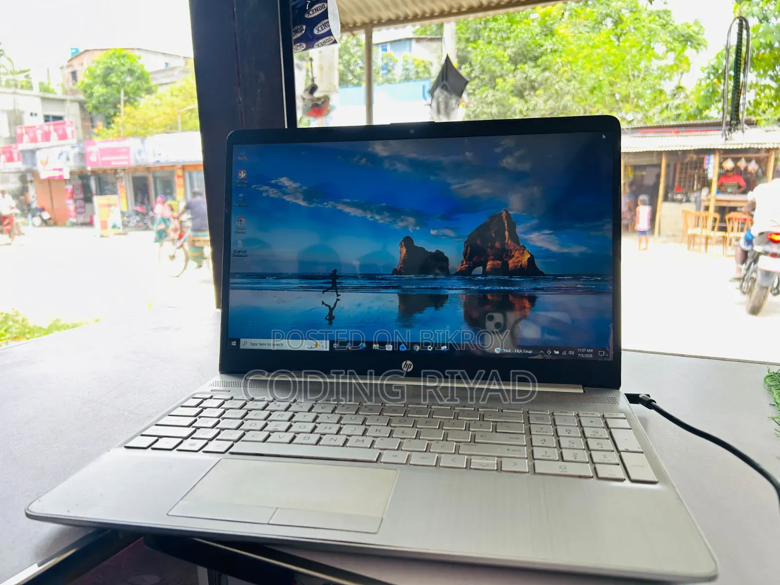 ল্যাপটপ HP 15s 4GB Intel Core I3 SSD 512GB