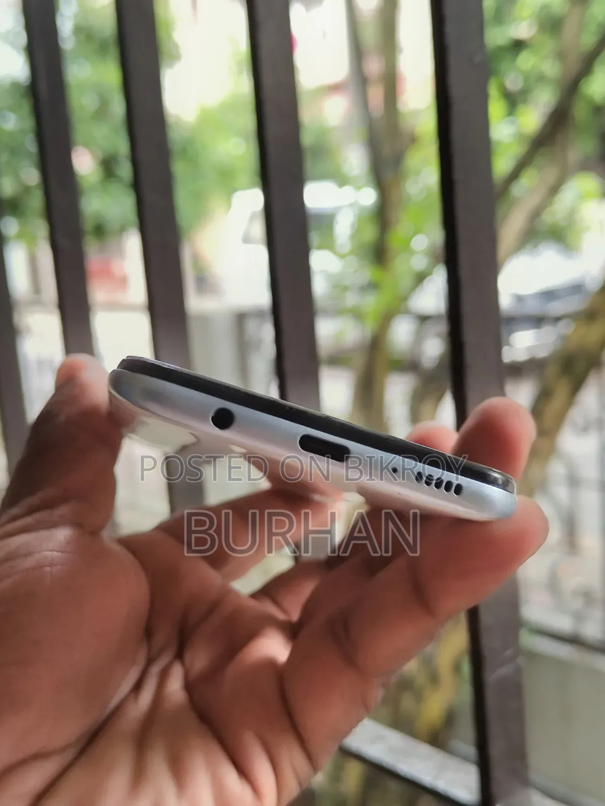 Samsung Galaxy A50 64 GB White
