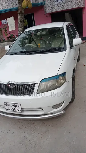Toyota Corolla 2004 White