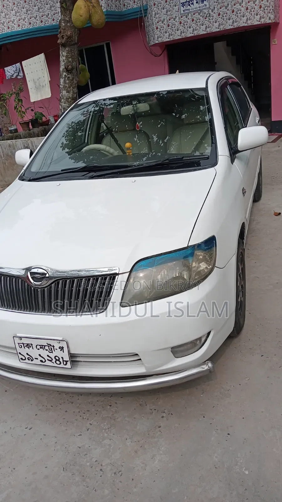 Toyota Corolla 2004 White