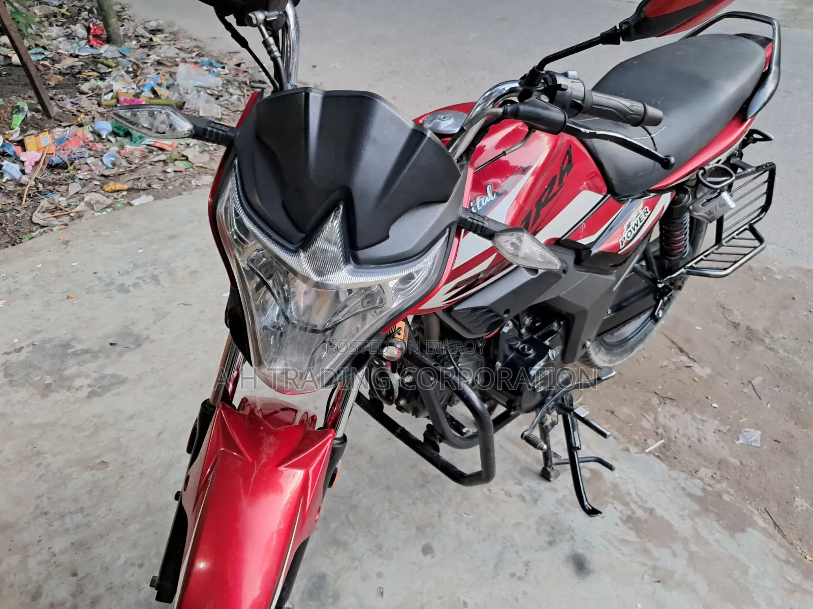 মোটরসাইকেল ২০২৩ লাল