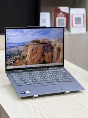 Laptop Lenovo ThinkPad X1 Yoga 16GB Intel Core Ultra 7 SSD 512GB