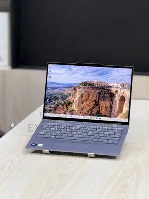 Laptop Lenovo ThinkPad X1 Yoga 16GB Intel Core Ultra 7 SSD 512GB