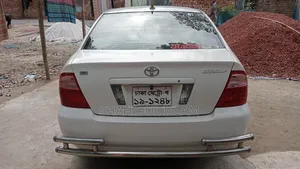 Toyota Corolla 2004 White
