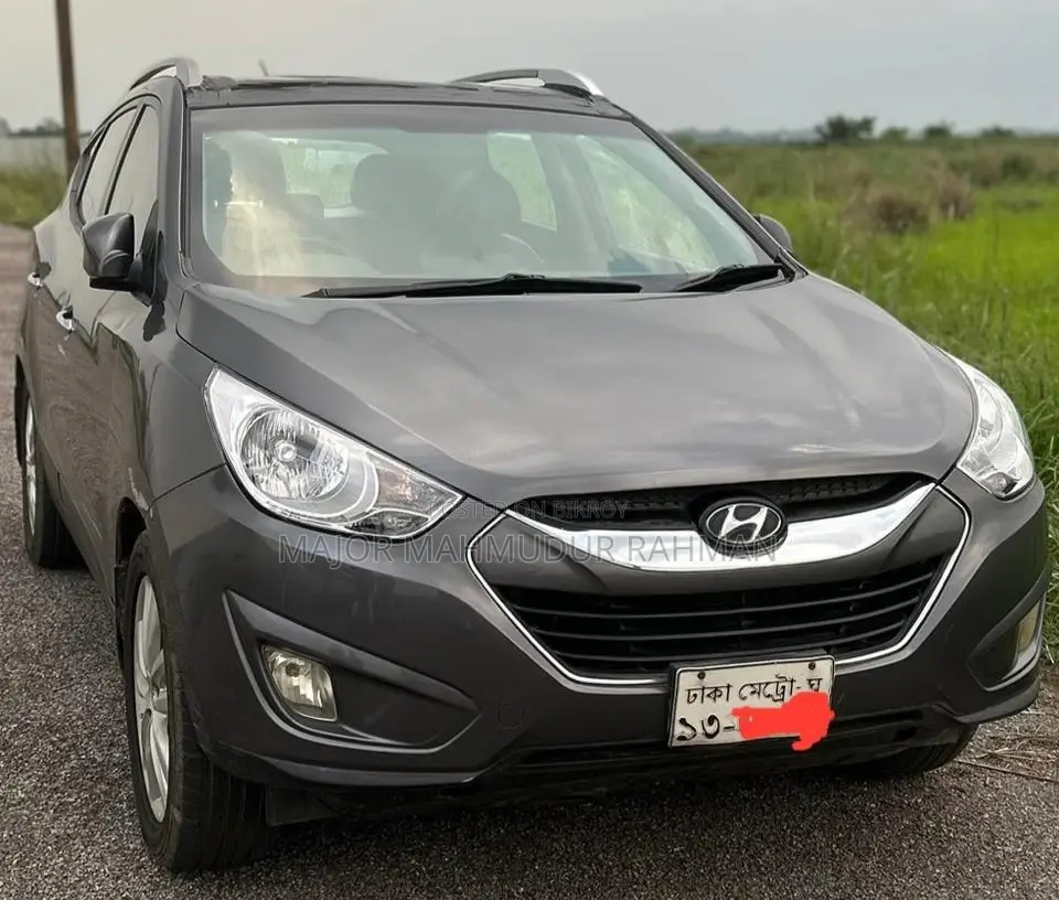 Hyundai Tucson 2012 Silver