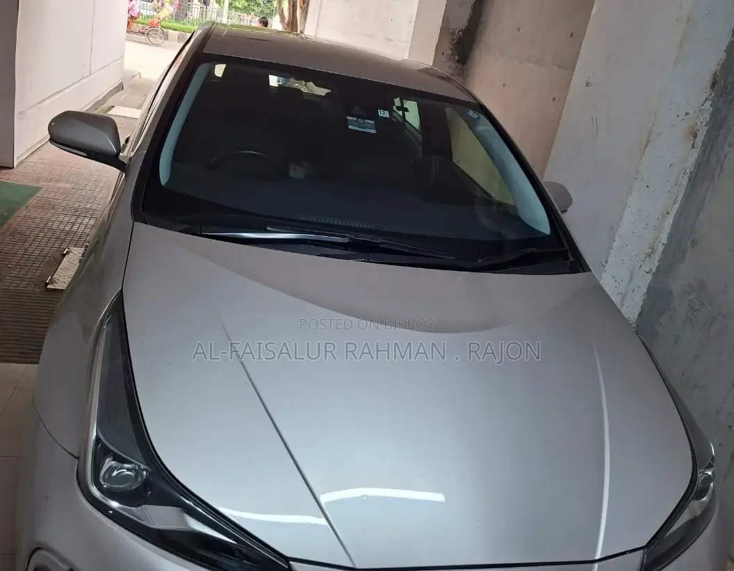 New Toyota Prius 2019 Beige