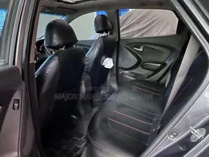 Hyundai Tucson 2012 Silver