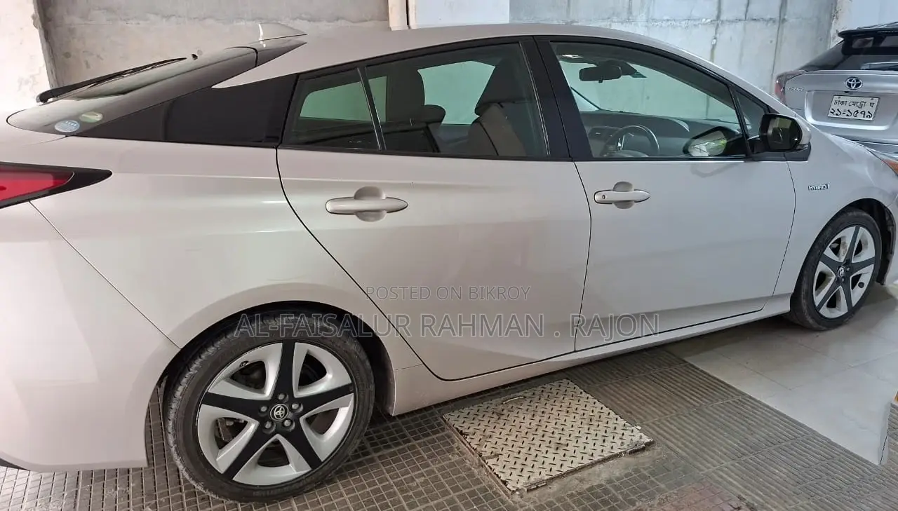 New Toyota Prius 2019 Beige