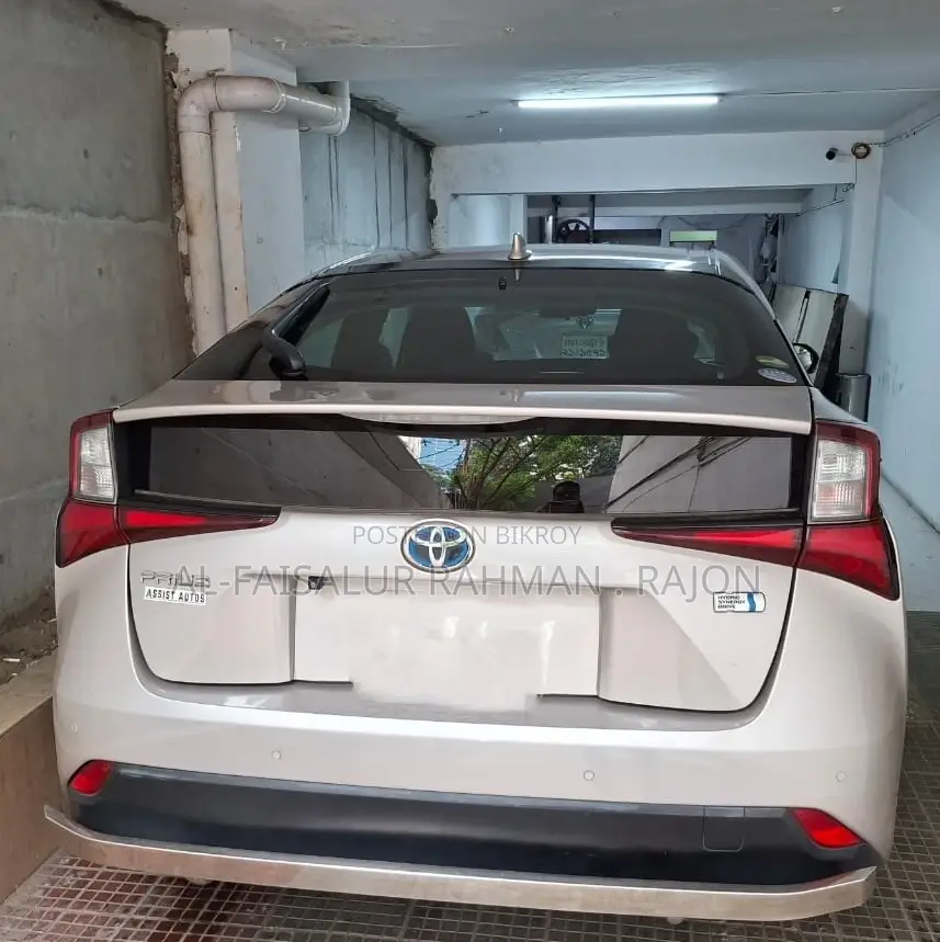 New Toyota Prius 2019 Beige