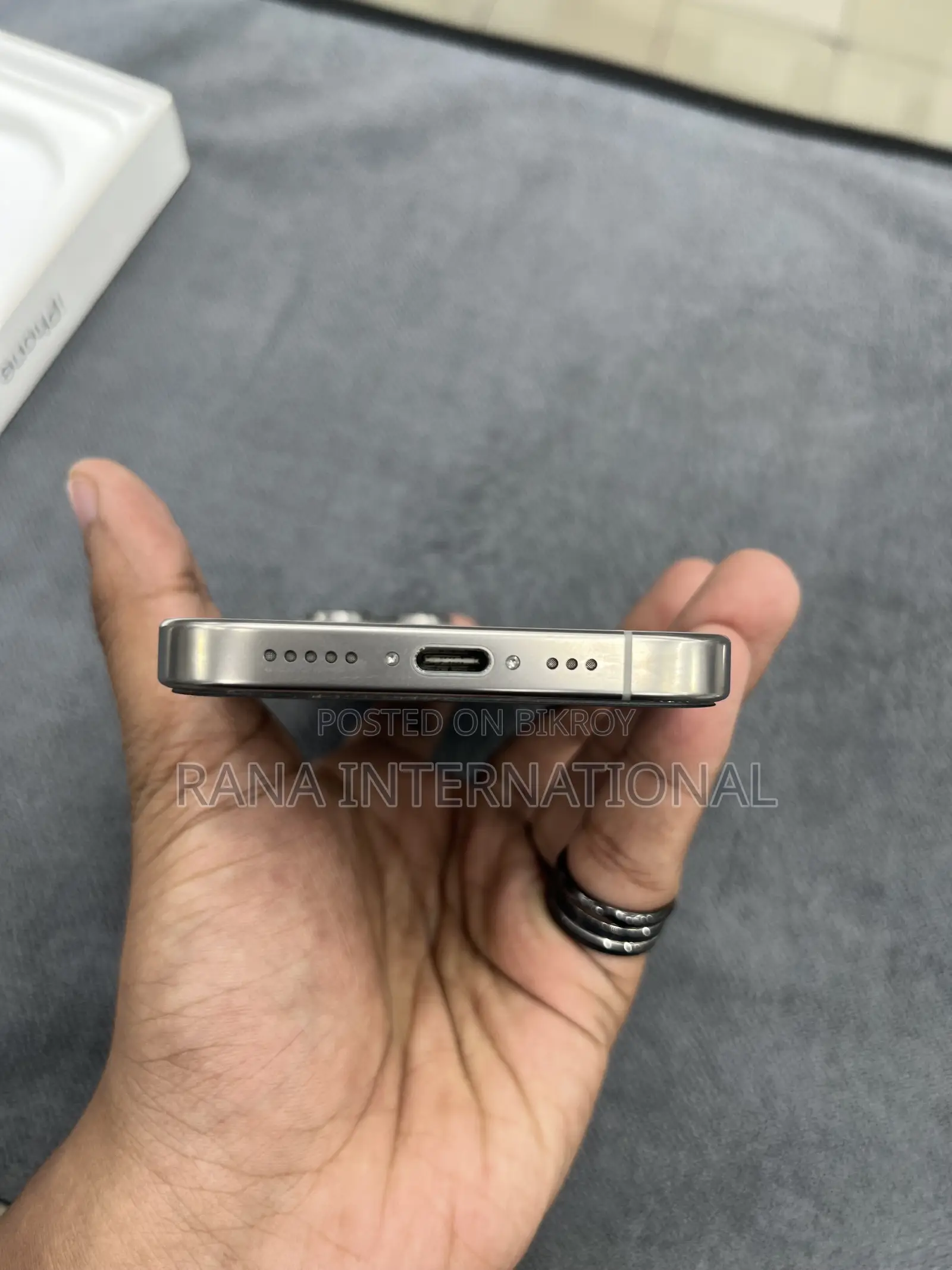 অ্যাপল আইফোন ১৬ প্রো ২৫৬ জিবি গ্রে