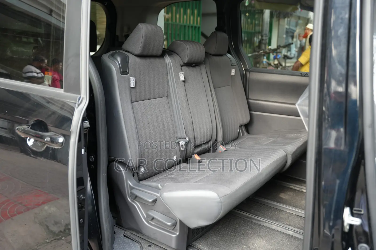 Toyota Noah 2022 Black