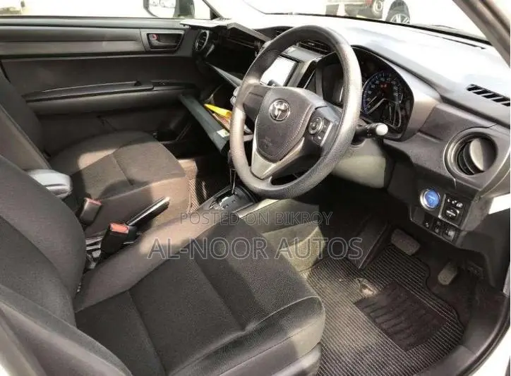 Toyota Axio 2021 White