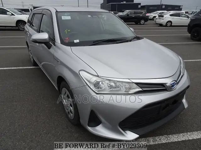Toyota Corolla Fielder 2021 Silver
