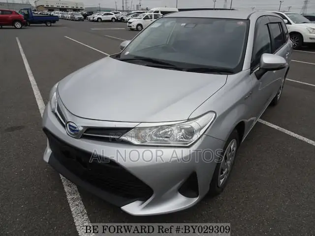 Toyota Corolla Fielder 2021 Silver