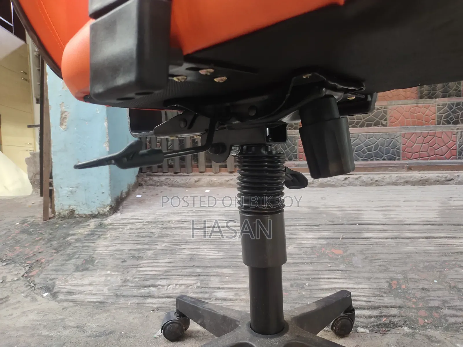 গেমিং চেয়ার বিক্রির জন্য