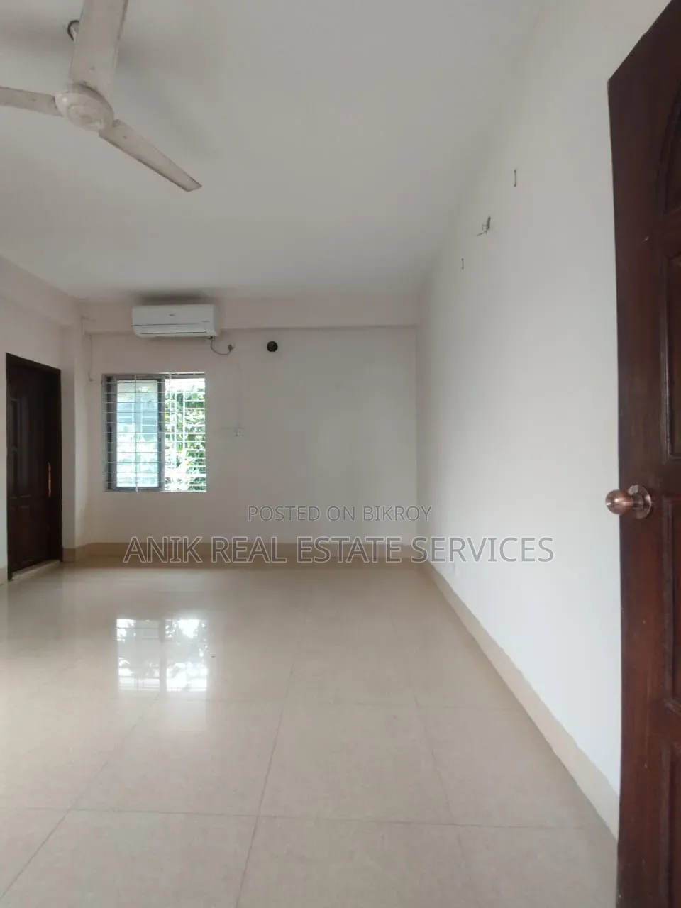গুলশান ১-এ ২০০০ বর্গফুটের অফিস স্পেস ভাড়া হবে