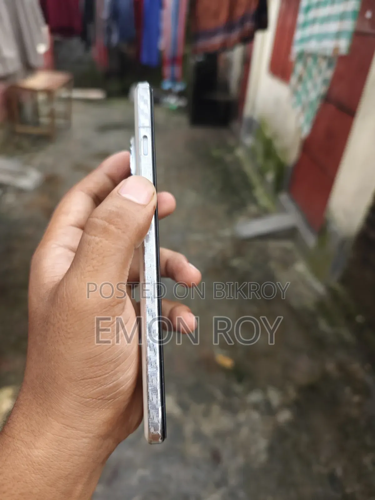 ওয়ানপ্লাস ১৩ ৫১২ জিবি সাদা