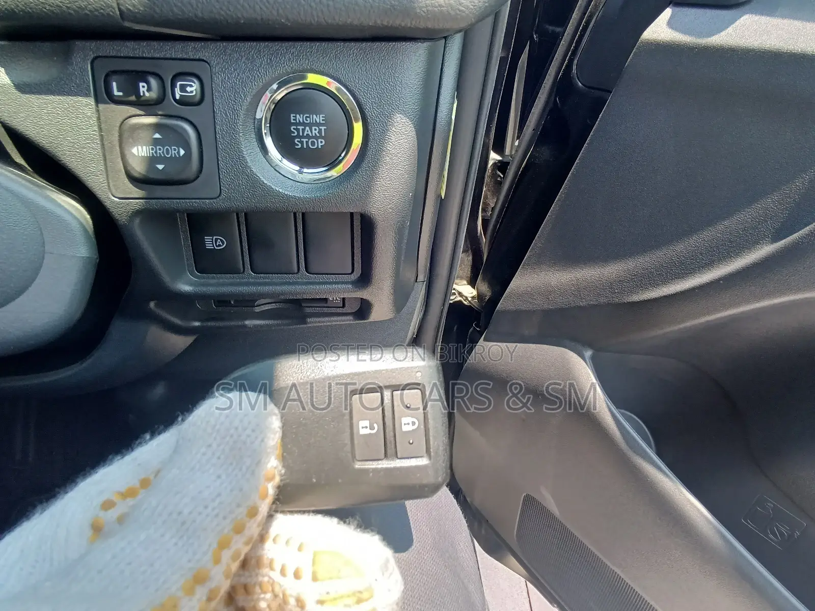Toyota HiAce 2022 Black