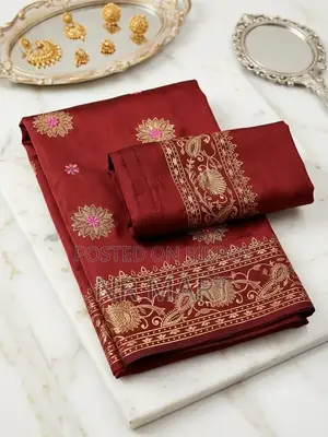  প্রিমিয়াম জাপানি সিল্ক শাড়ি উইথ ব্লাউজ পিস