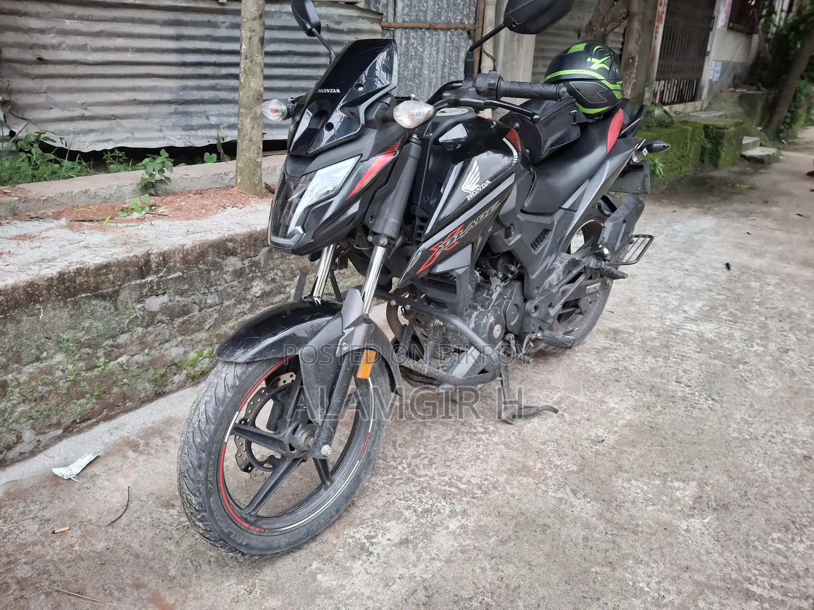 হোন্ডা এক্স-ব্লেড ১৬০ ২০২১ কালো